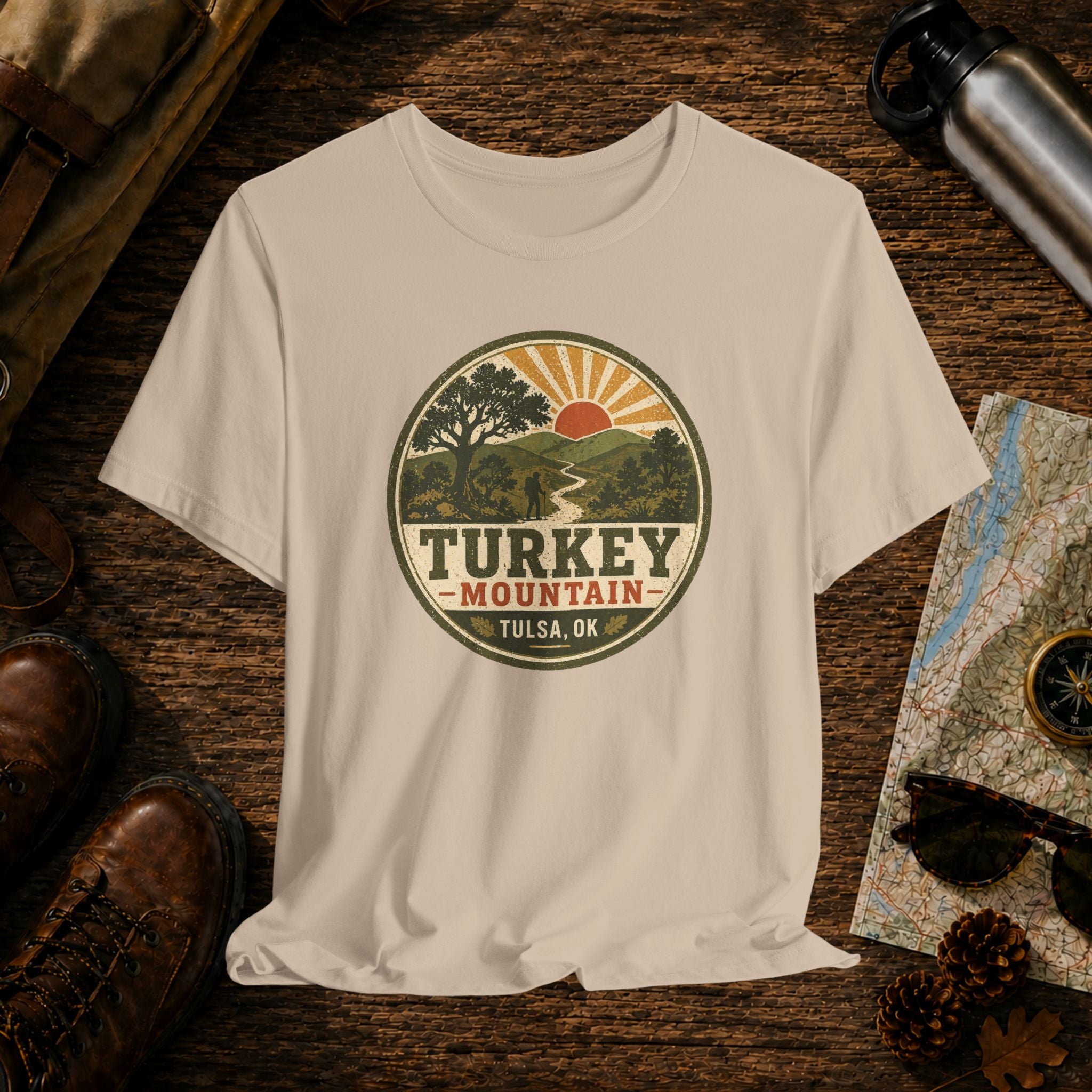 Turkey Hiking Retro - Bella
